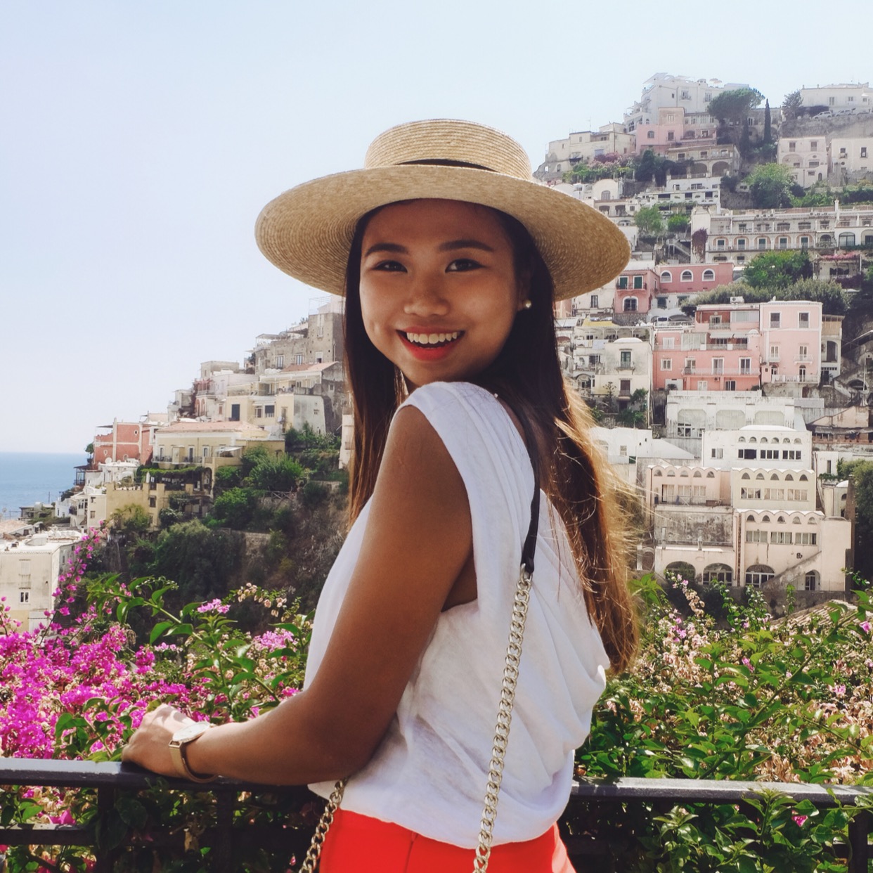 Le'Anne Tan leannetravels