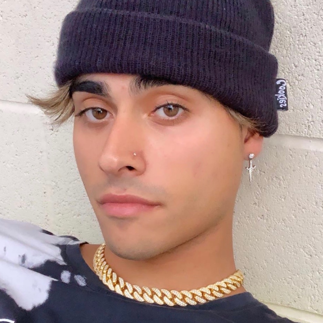 Darius Dobre dariusdobre