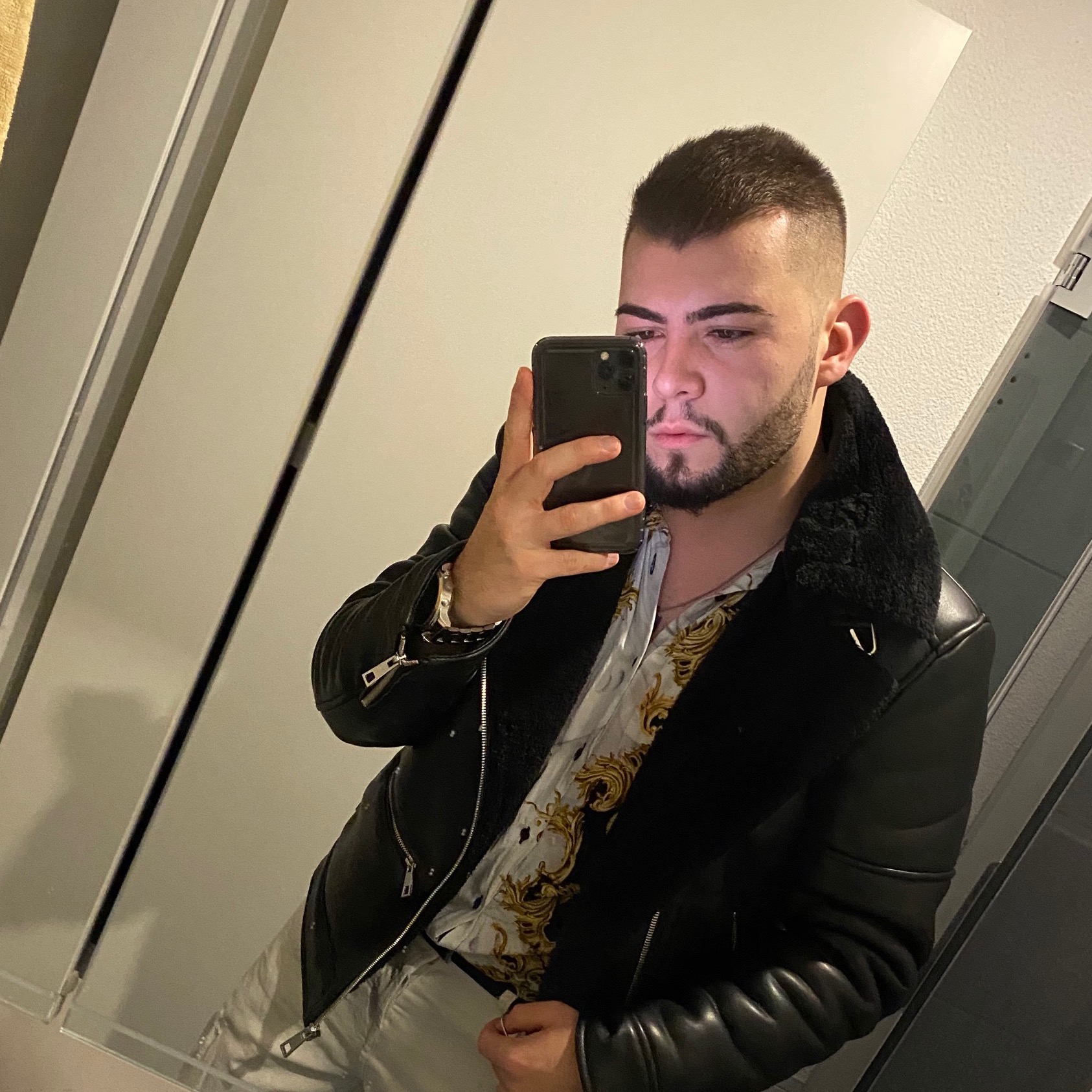 nemanjazh nemanjazh