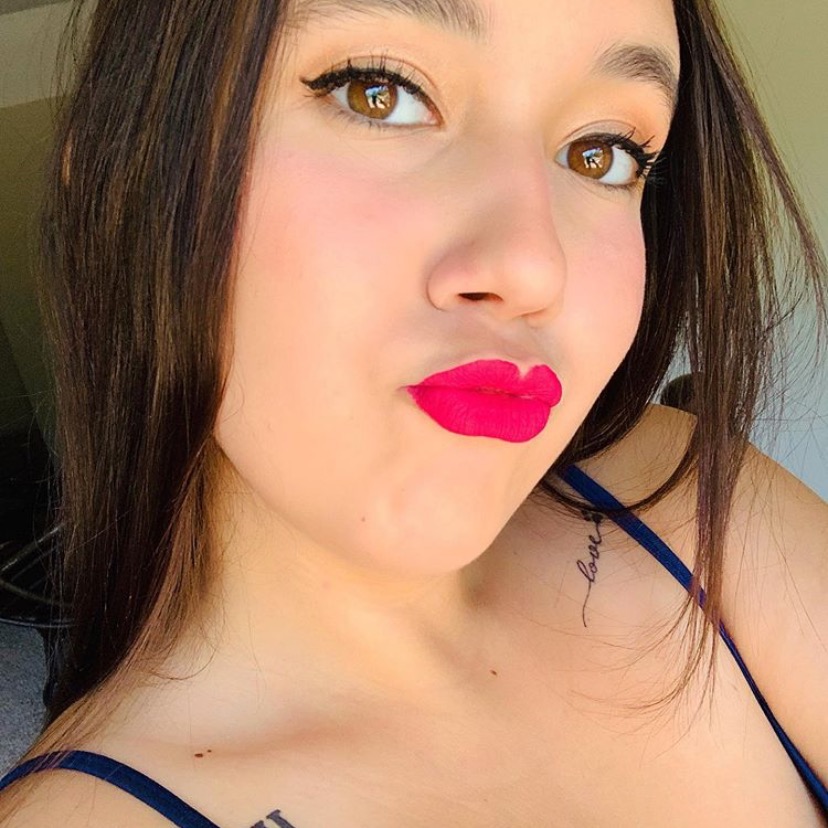 Victória Morais 🦋 victoriamorais._
