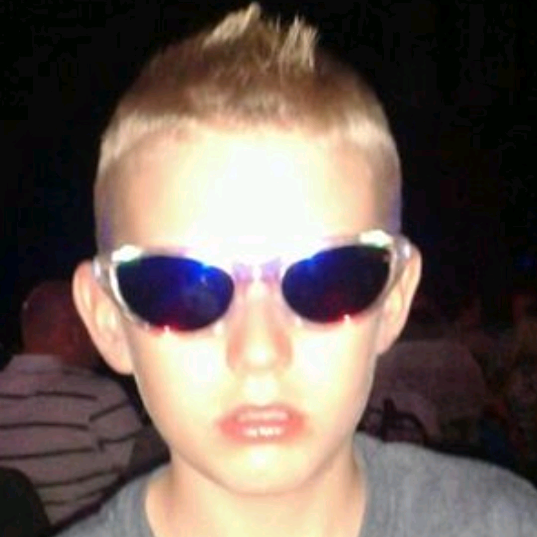 Tom Smith tomsmith28