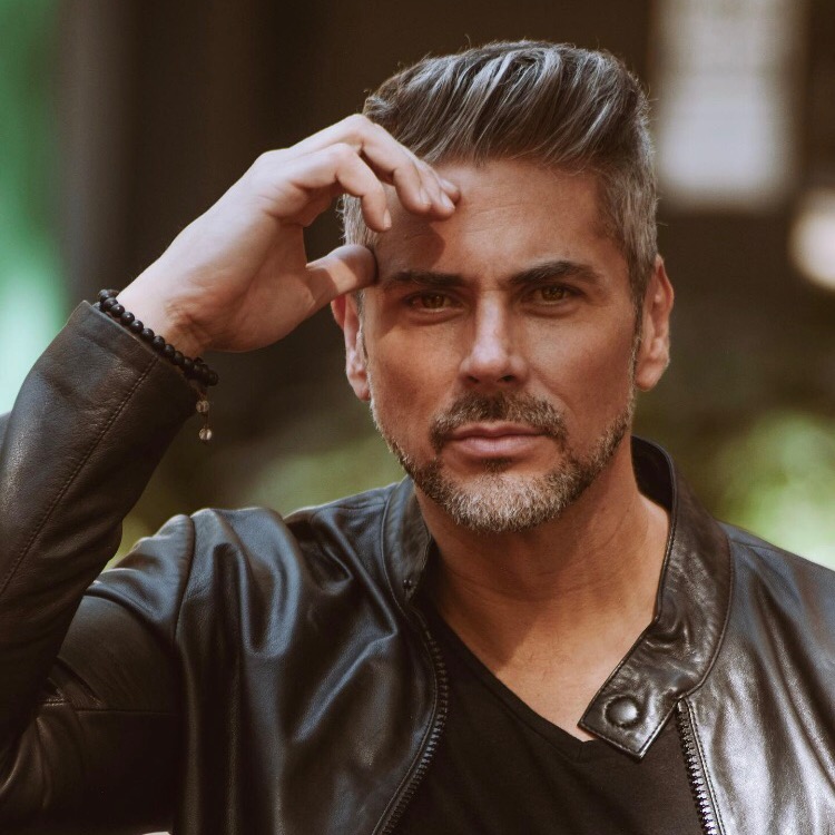 Ricardo Crespo ricardo_crespotv