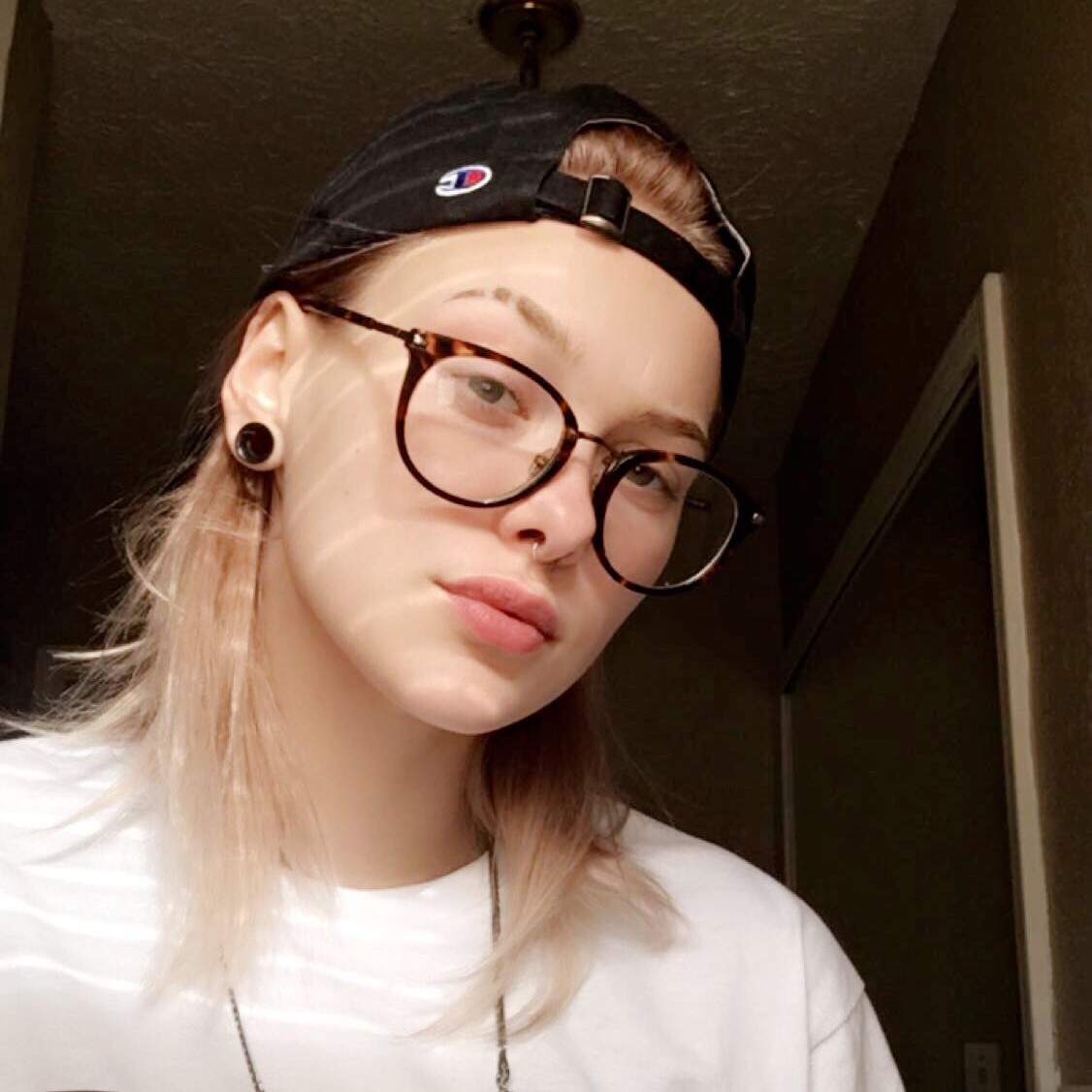 Mel🖤😴 _mel.xx