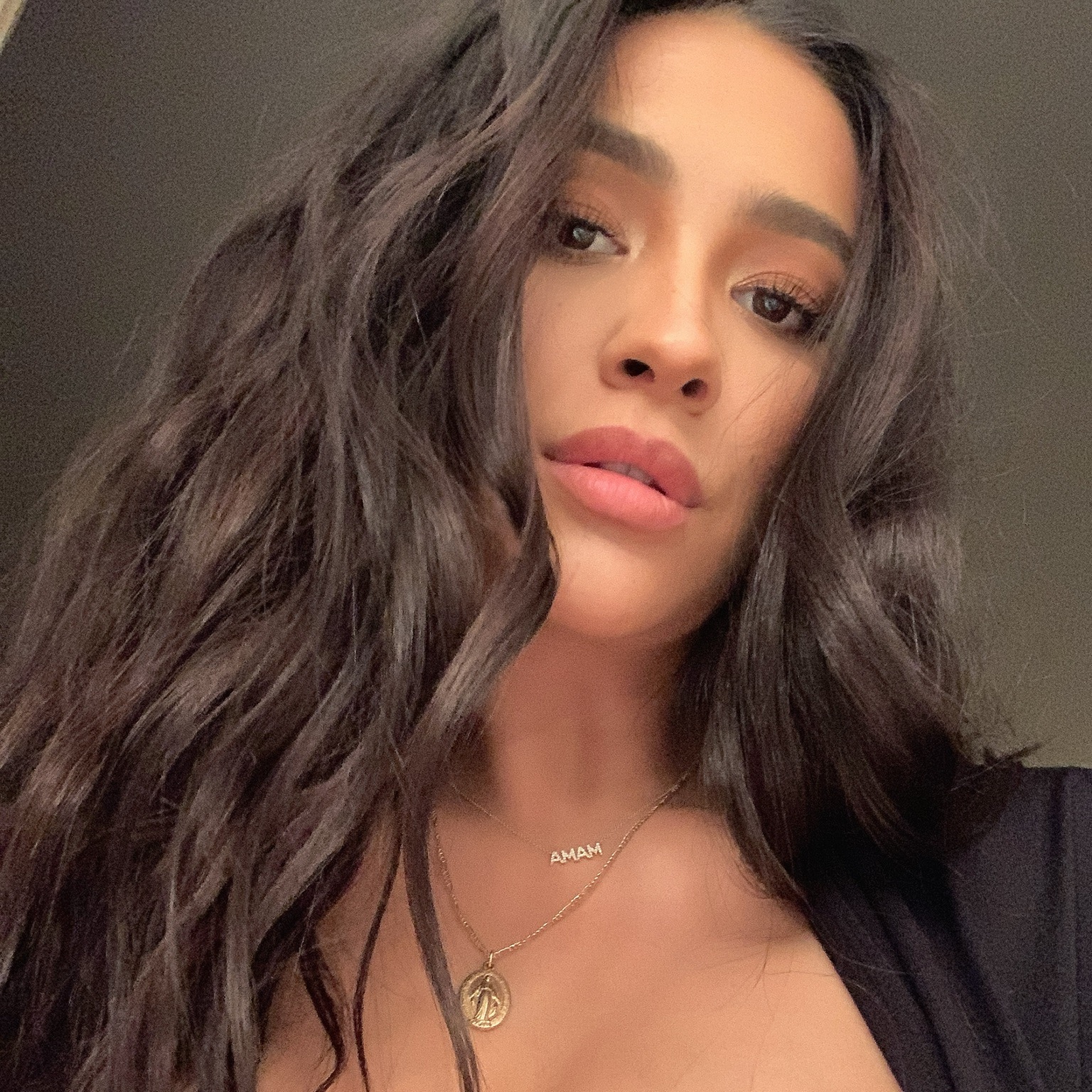 Shay Mitchell shaymitchell
