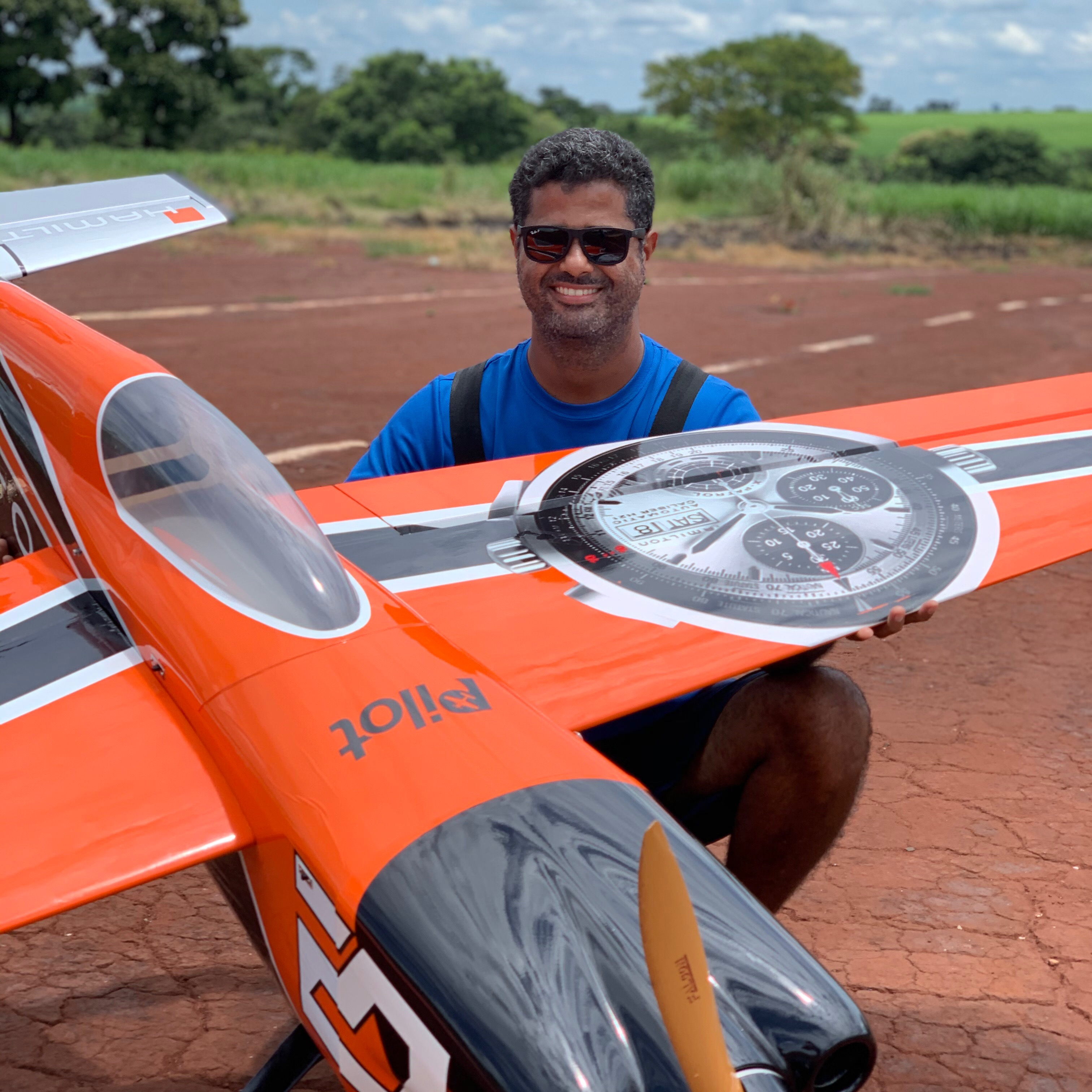 E. Marcelo marceloaero