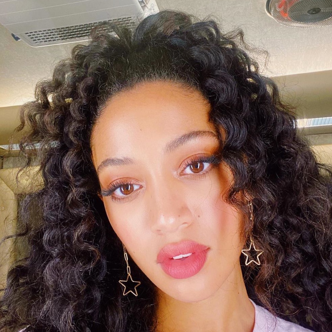 Samantha Logan samanthalogan