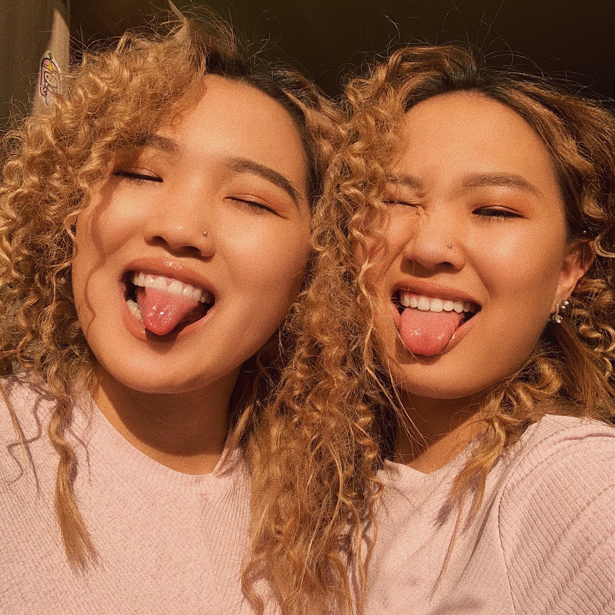 Kagiris Twins kagiristwins