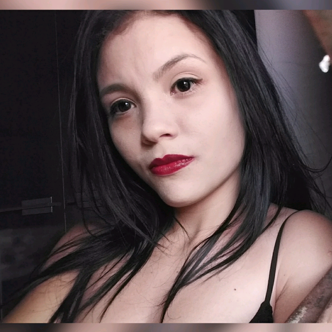 Erika Naiara erikanaiara18