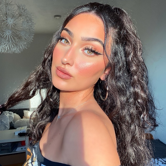 Zara 🦋 zarizzle
