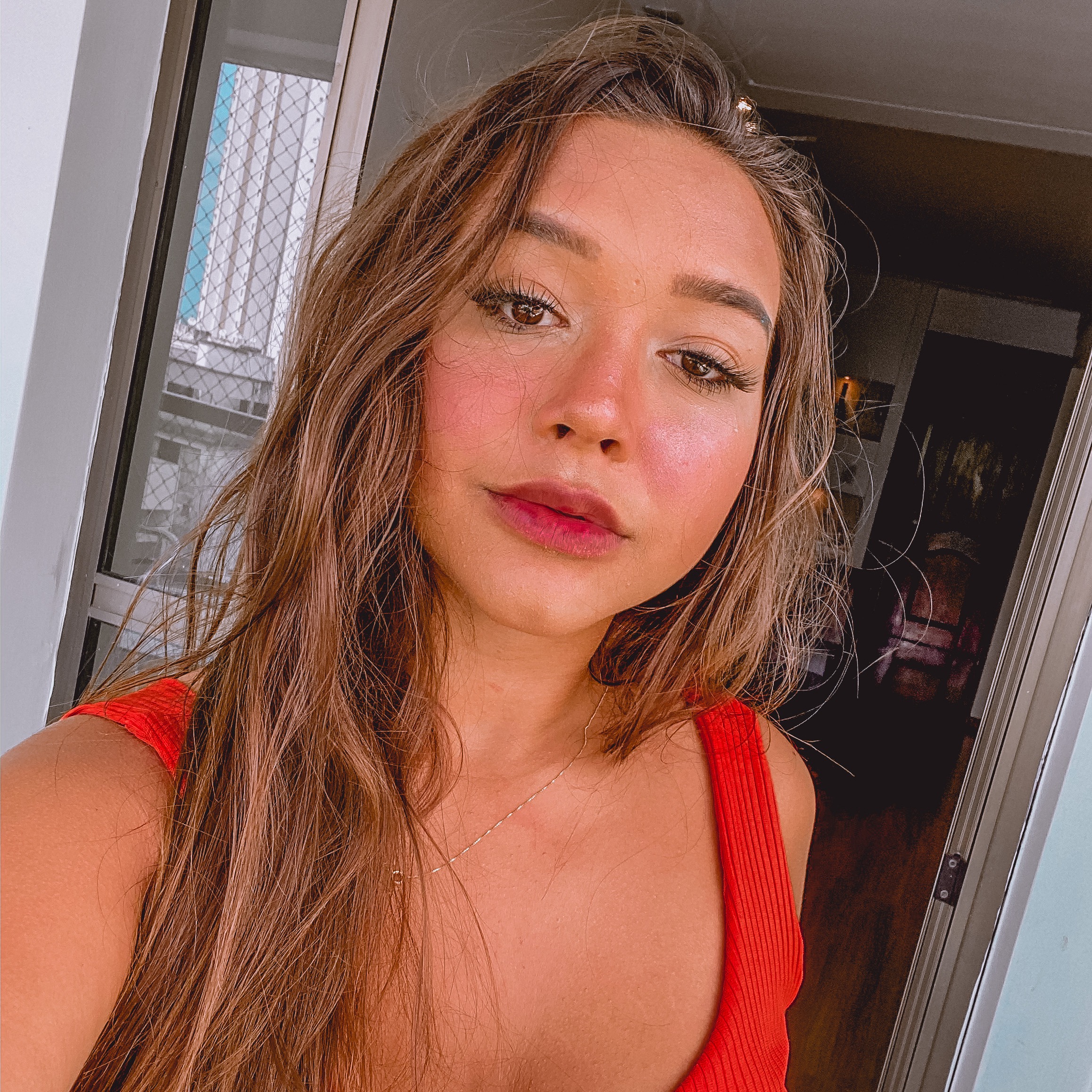 Ana Luiza Vizzoni anavizzoni
