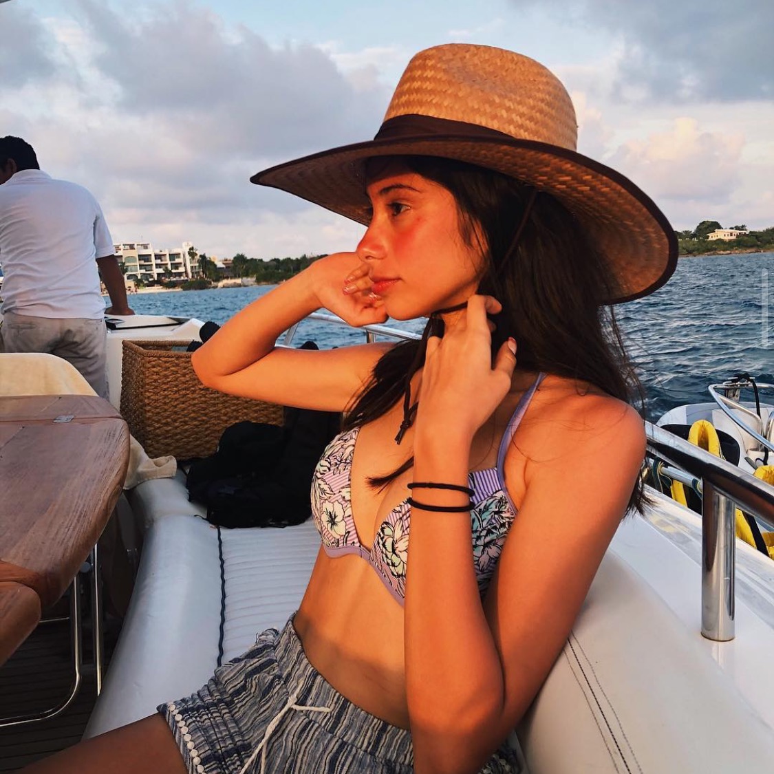 Nicole Ruiz nicoleruizz