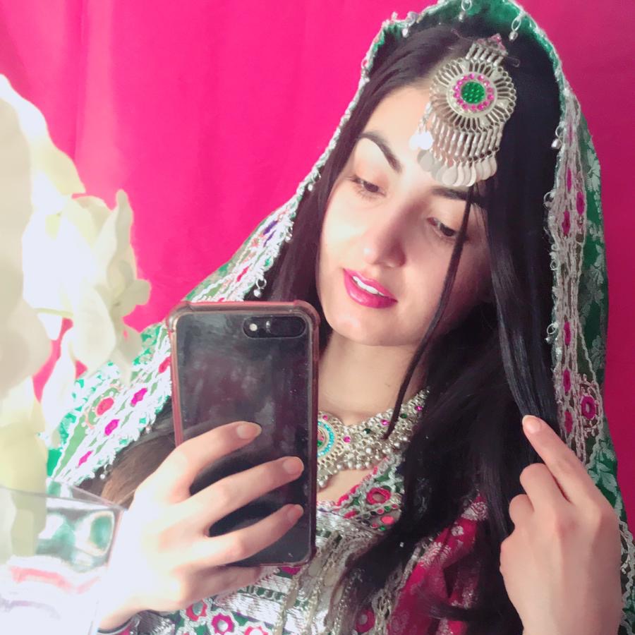 Mina Khan mina.khan20