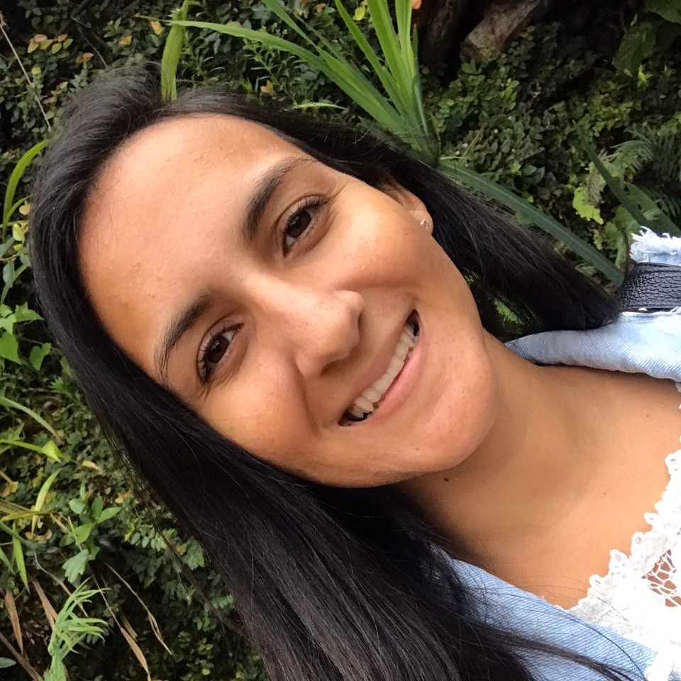 Elisiana Barros elisianabarros