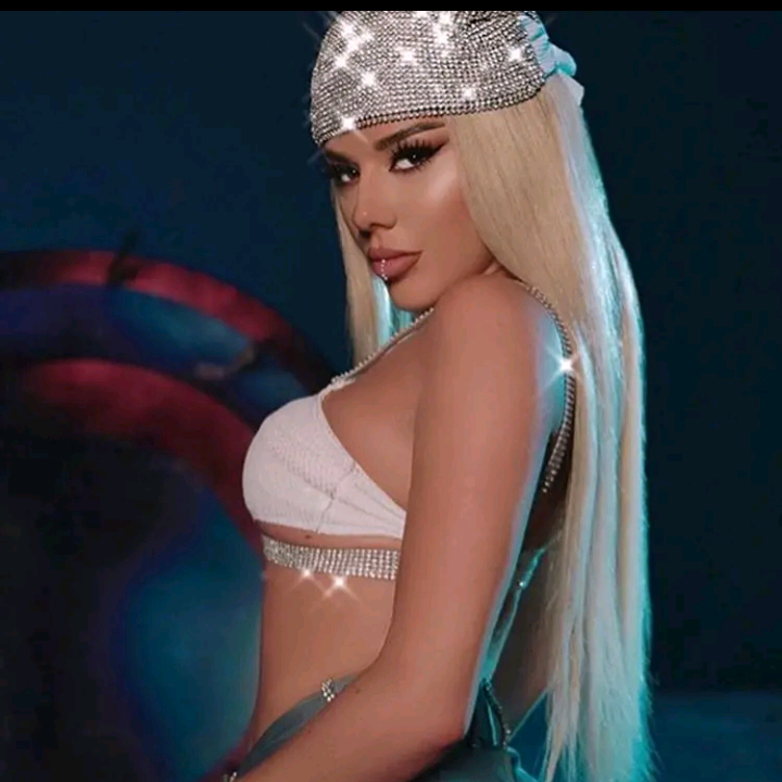 Tayna_official ✔ taynaqueen8