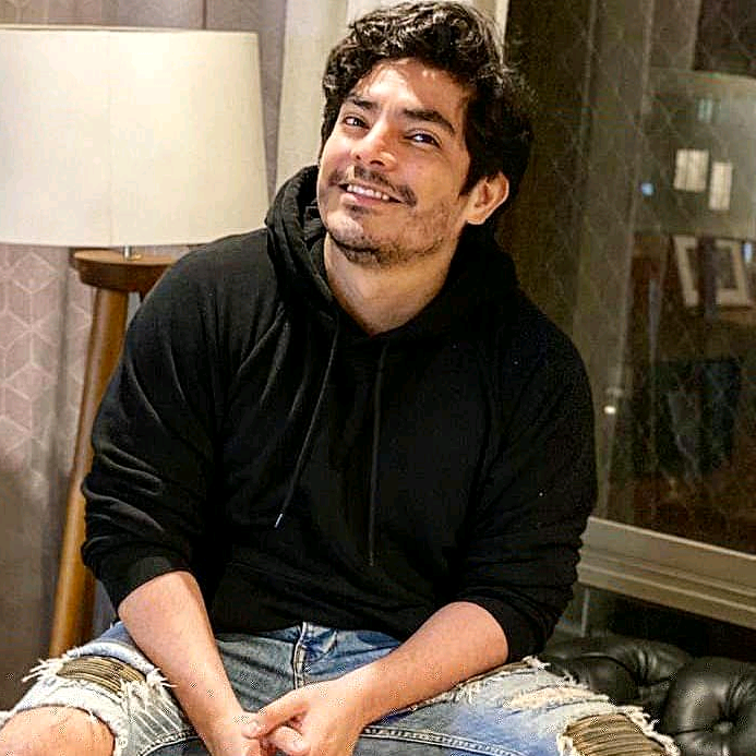Erick Elera erickeleraoficial