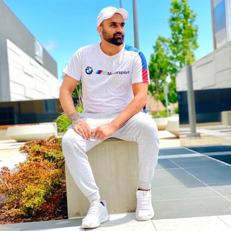 Yuvi Aulakh yuviaulakh0