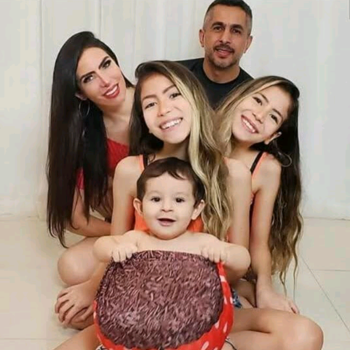 família PDG❤🍒✌️ m.e.n.i