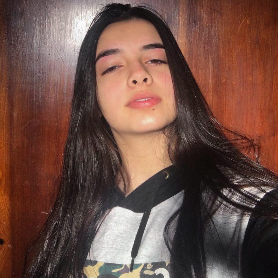 Carol Dias cdiasss_