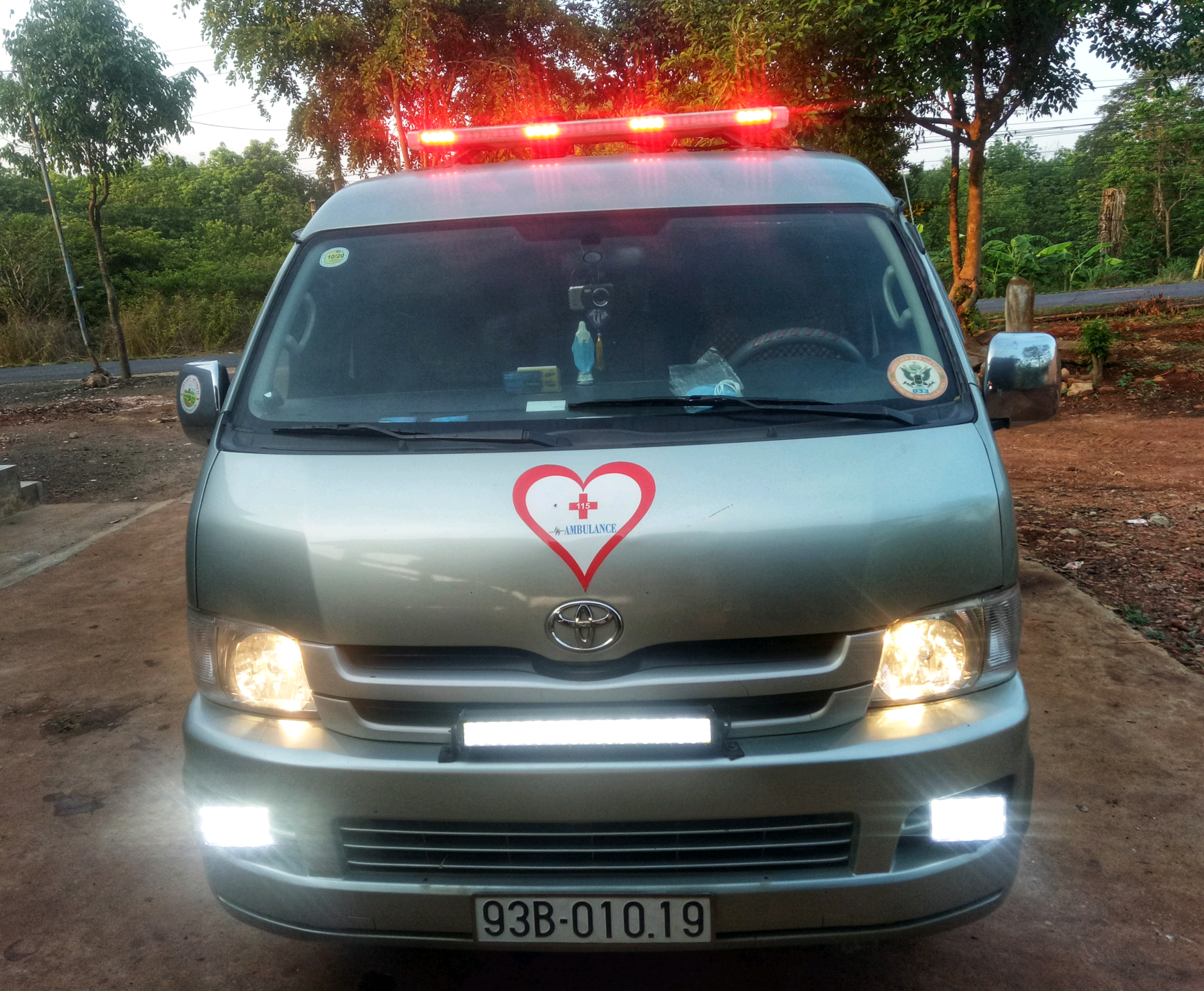 Xe Bình Phước ambulance0836566115