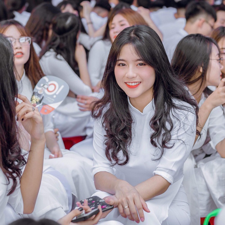 Nguyễn Hường huongnguyenofficial