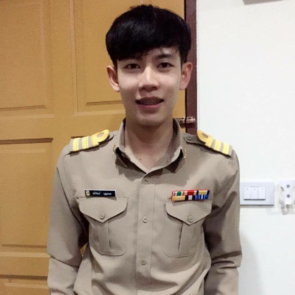 Toey Apiwat Boonanak toeyapiwat23232323
