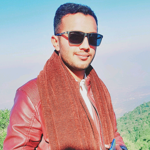 Naveed Qamar naveedqamar16