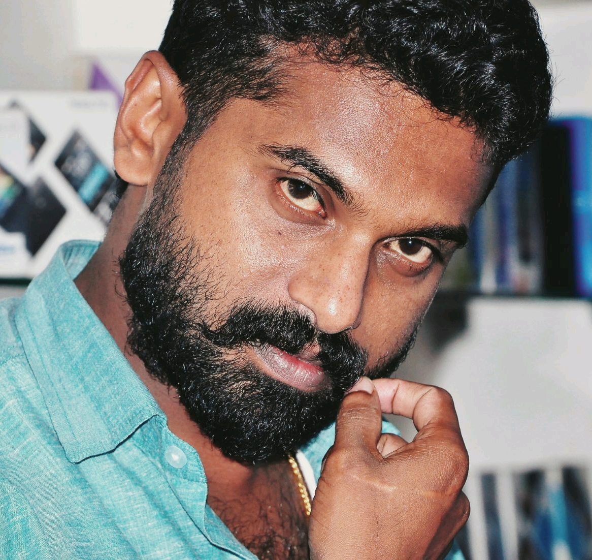 ani ambadi9744