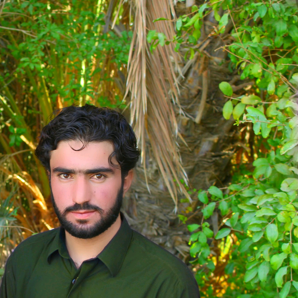 Qasim Naaz qasim_naaz_07