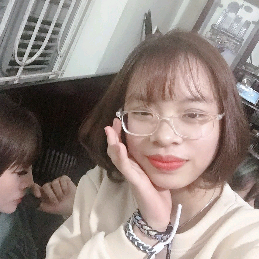 Phạm Trang cogaingocnghech1