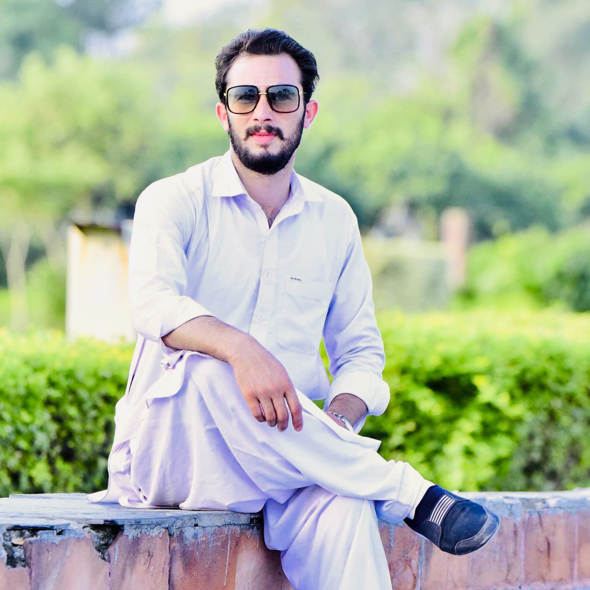 user9157686842915 waqas92571