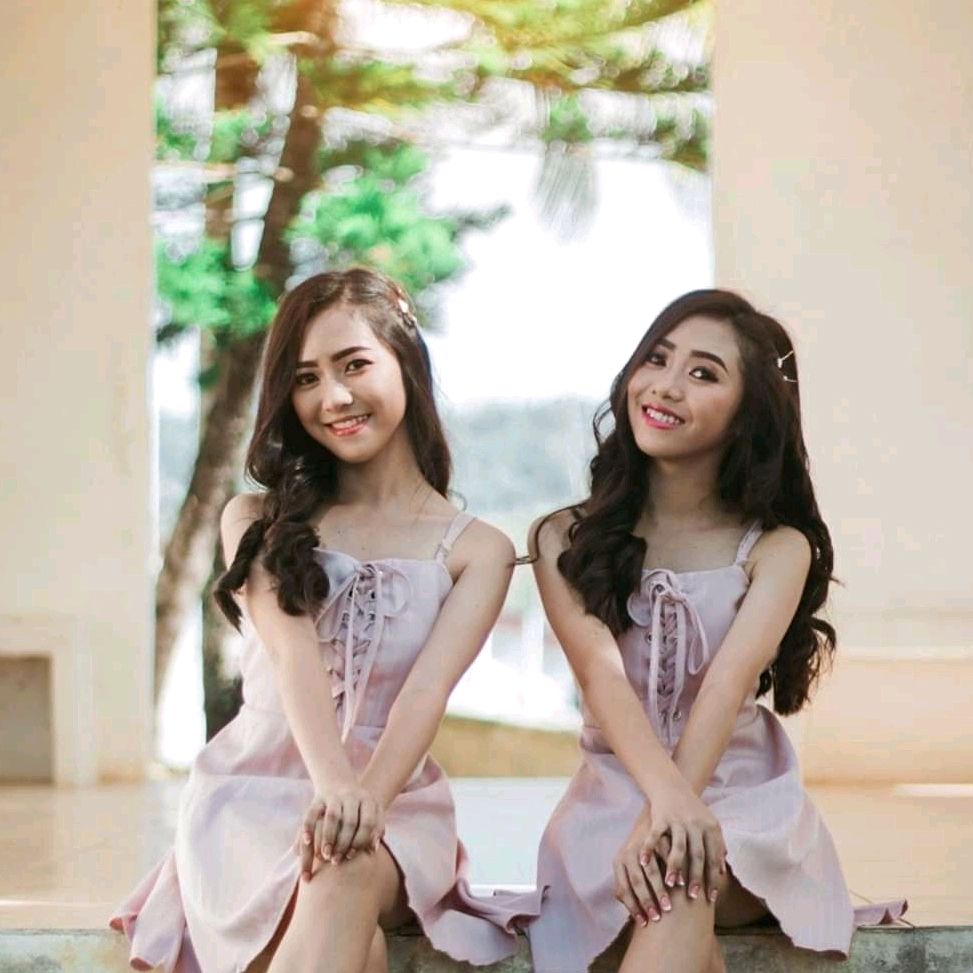 Fajardo Twins fajardotwinss