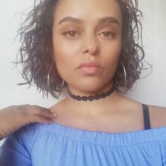 Dionne Petersen dionnepetersen