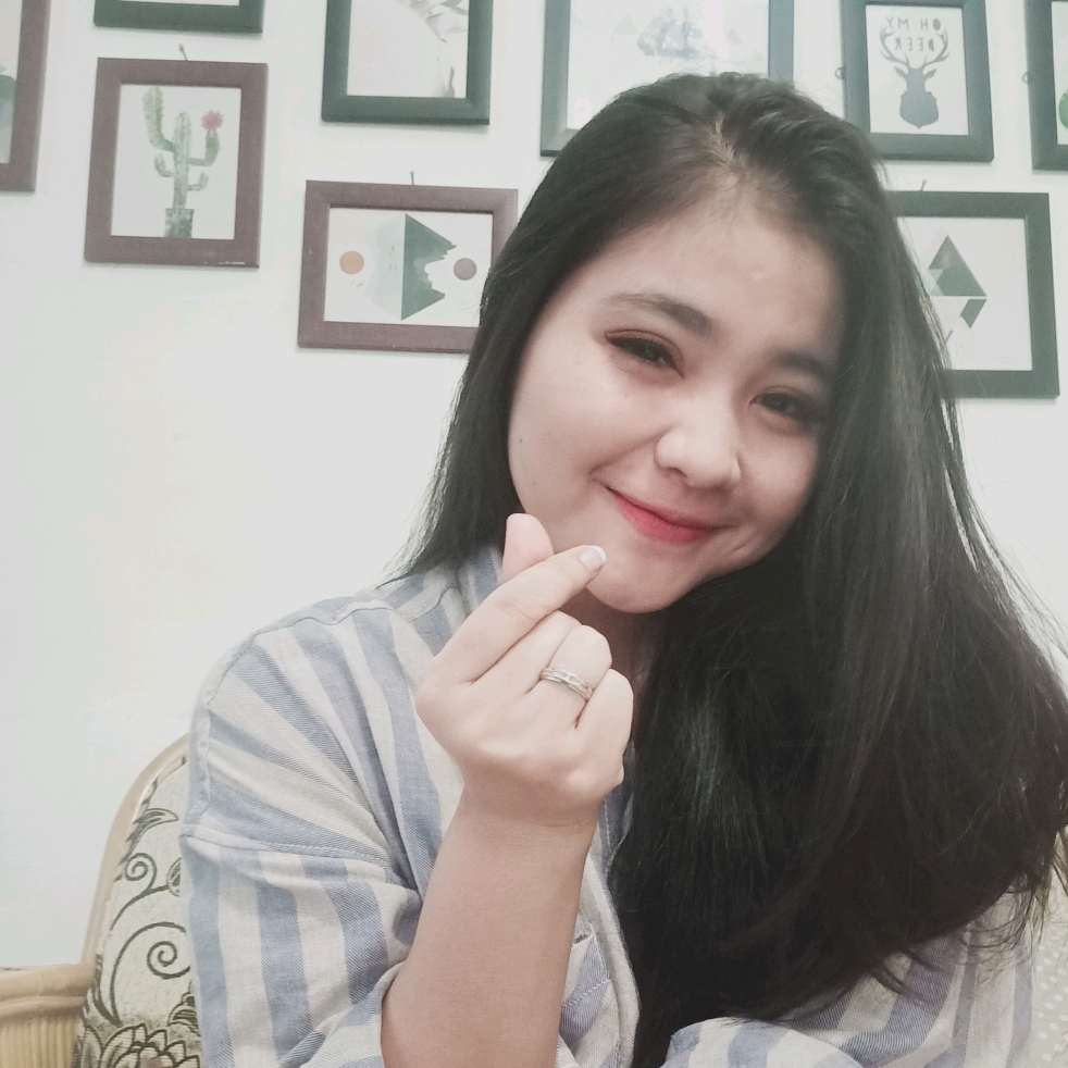 Yunia Sustran Siska yuniasustransiska