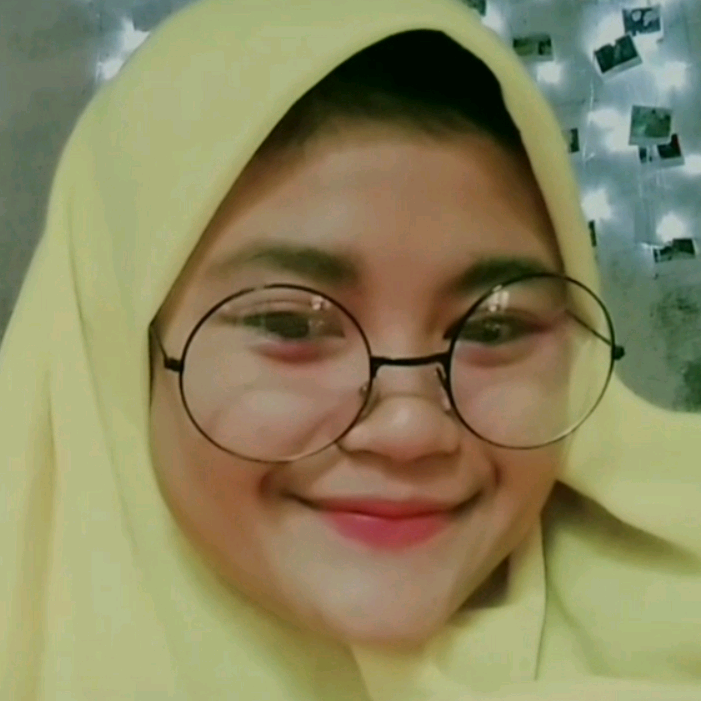 call me kee🌻 adeknyasudahbesaryabund
