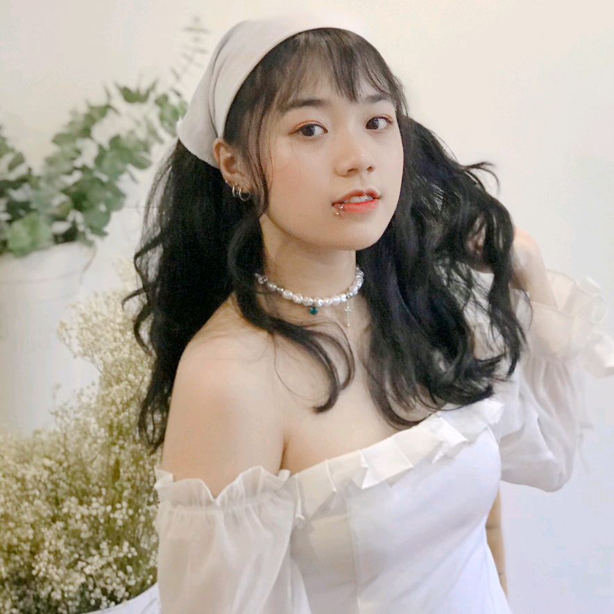 Nguyễn Hồng Thy hongthy_2004