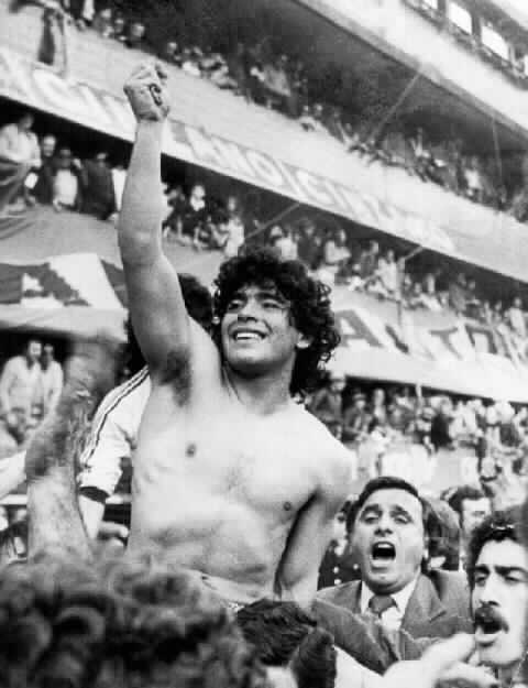 #FarewellMaradona