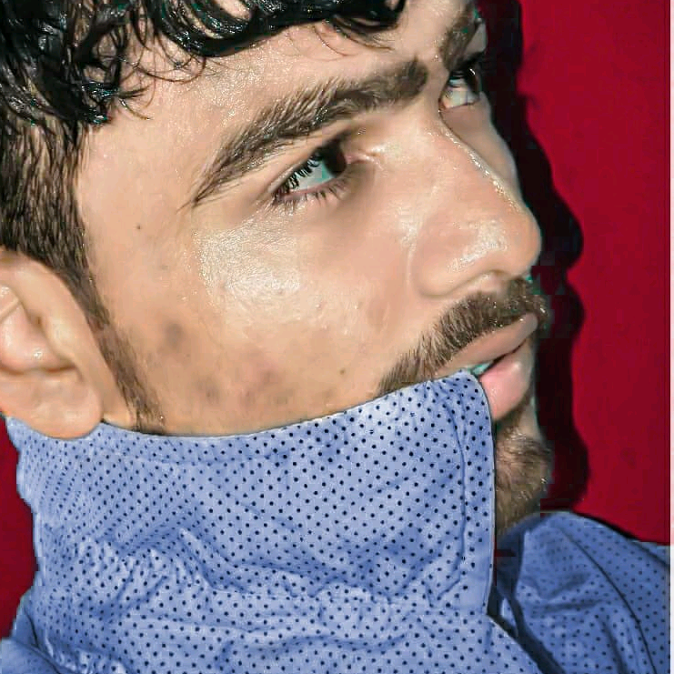 user F🅰RH🅰N 7⃣8⃣6⃣💯 ✅ farhan7896