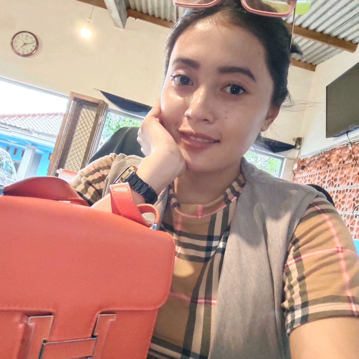 Novi Ana 150429_n