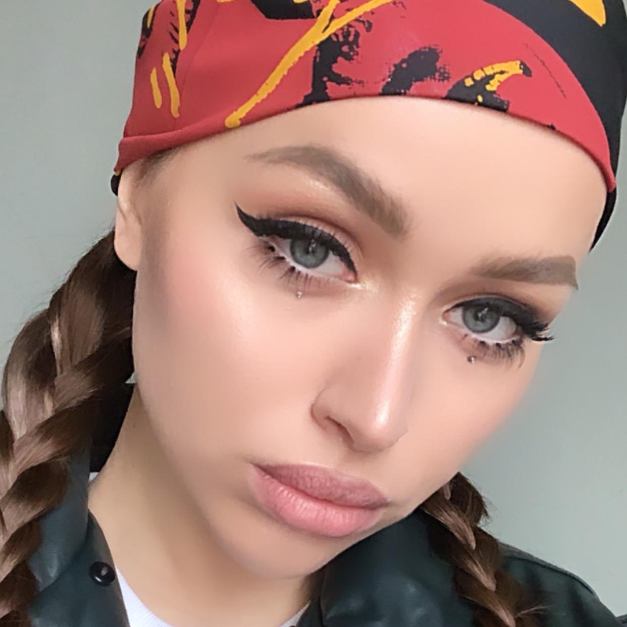Александра Лукьянова alknv