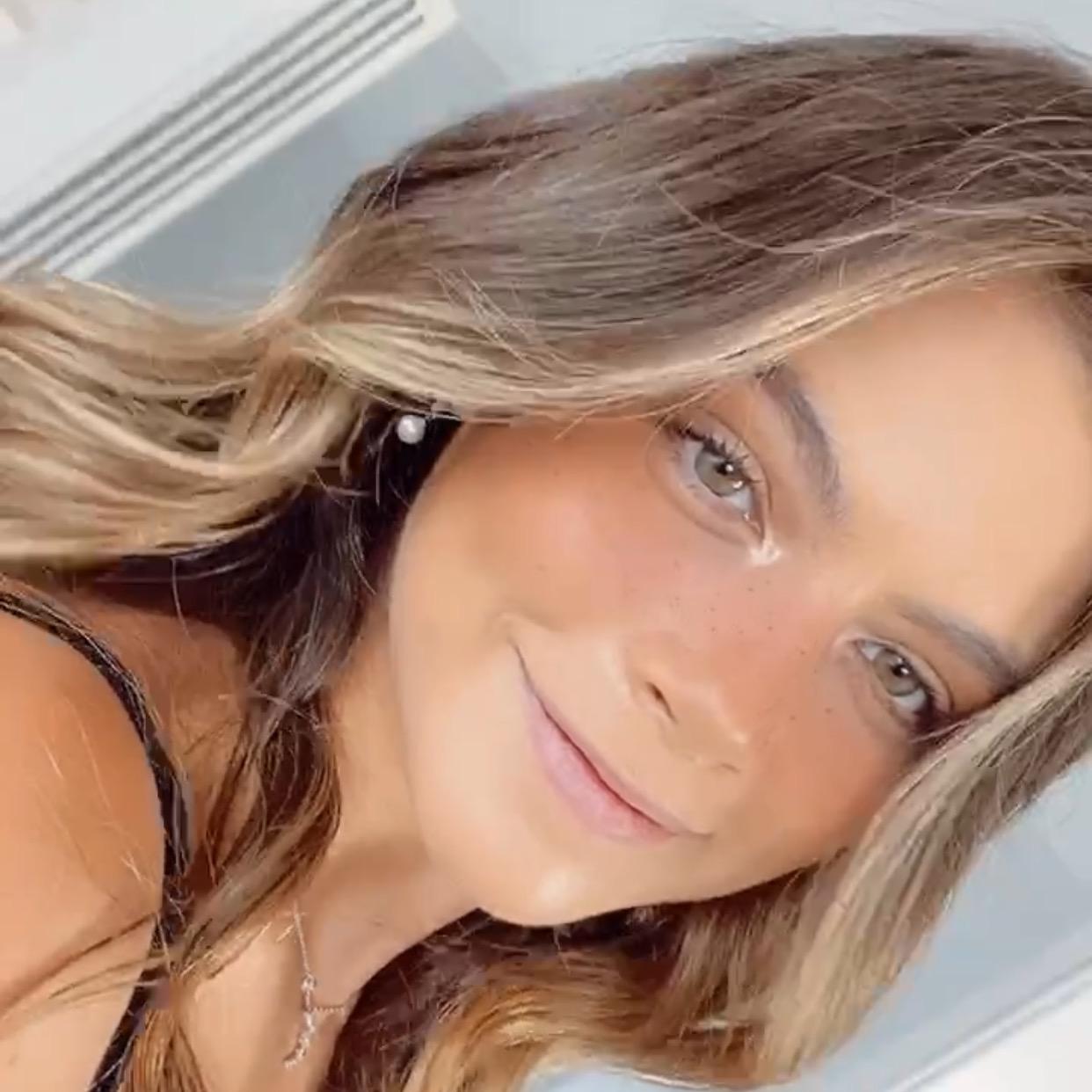 Isidora Vives isivives_