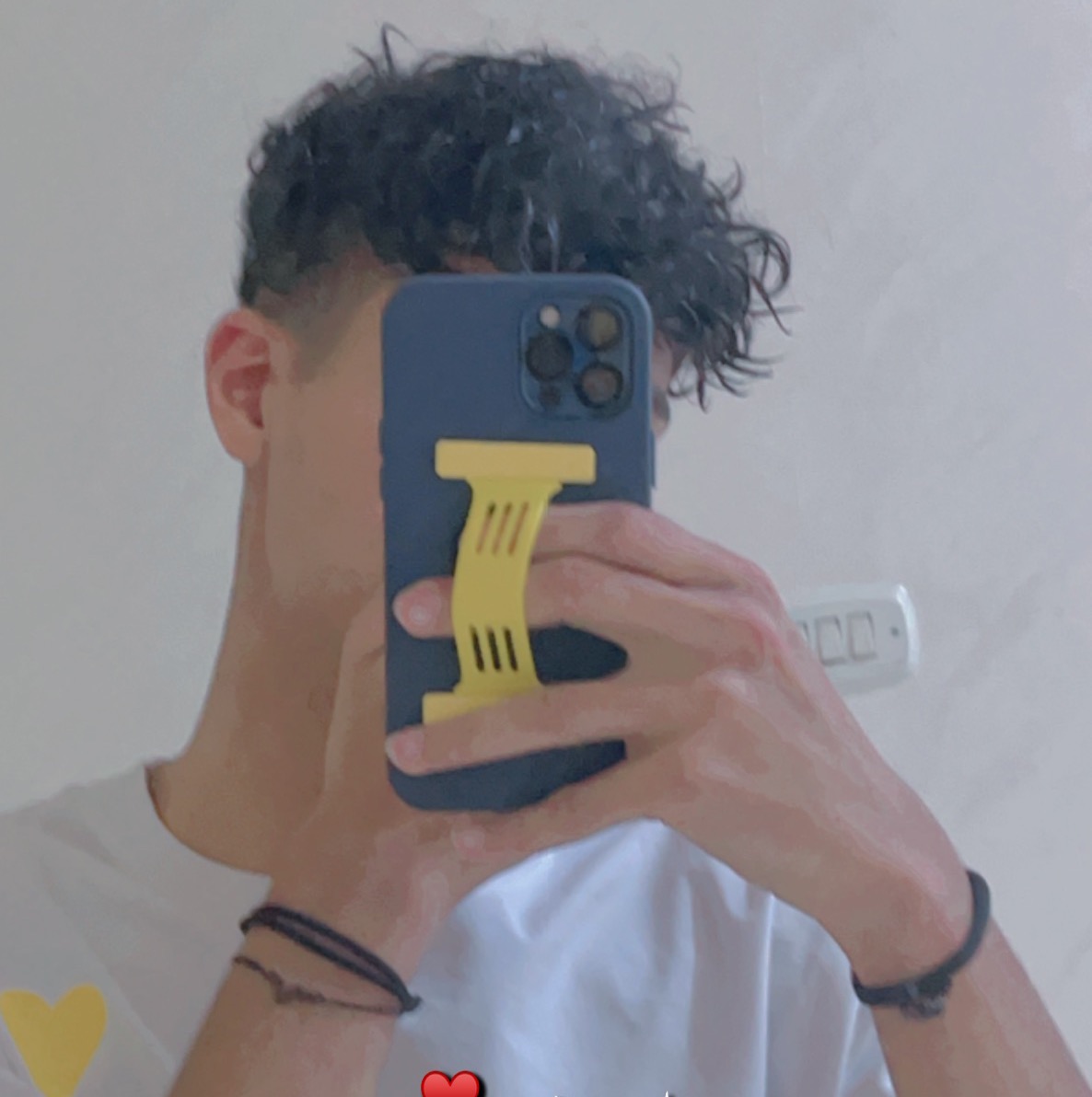 𝒀𝑶𝑺𝑬𝑭 .y.vv7