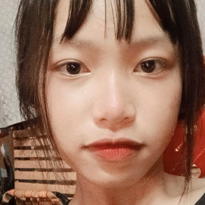 Thủy Tiên 💚 tien1537