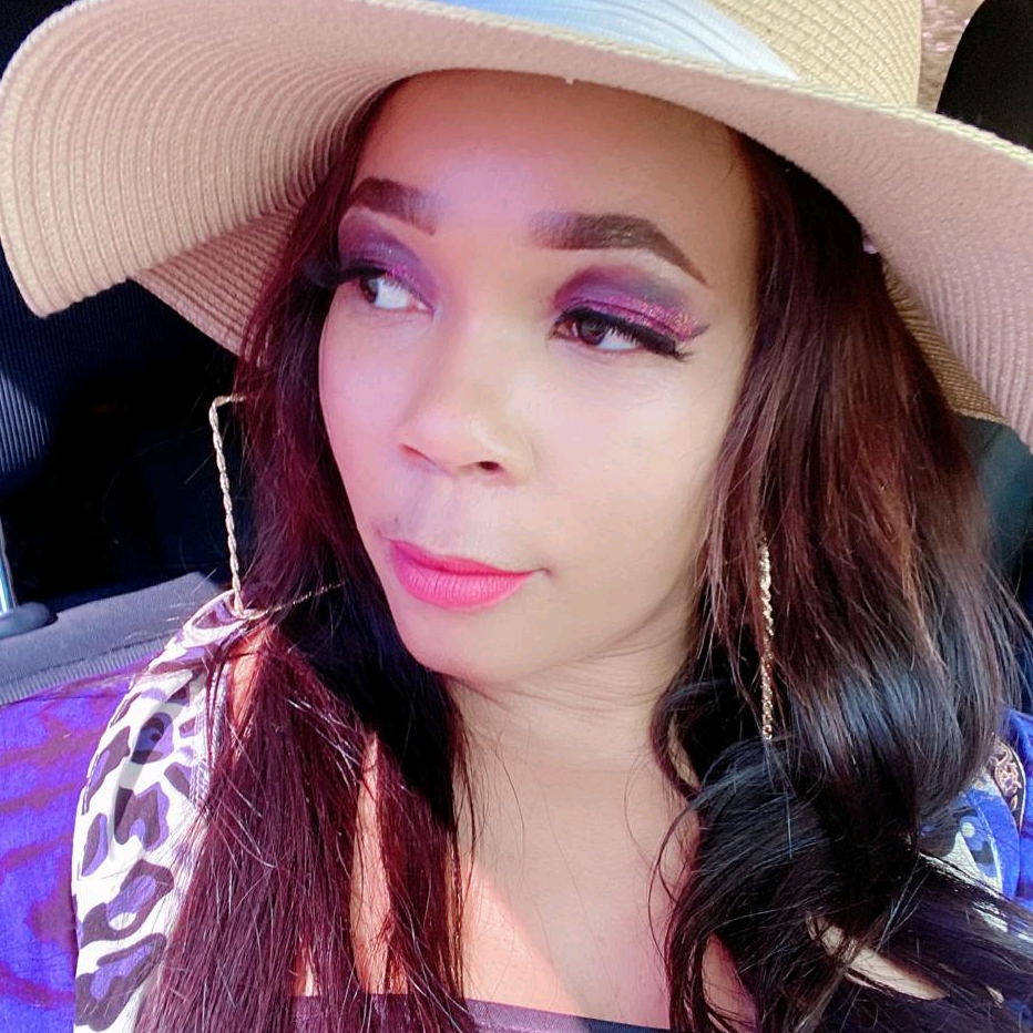 Anelisa_Tshomo anelisa_tshomo