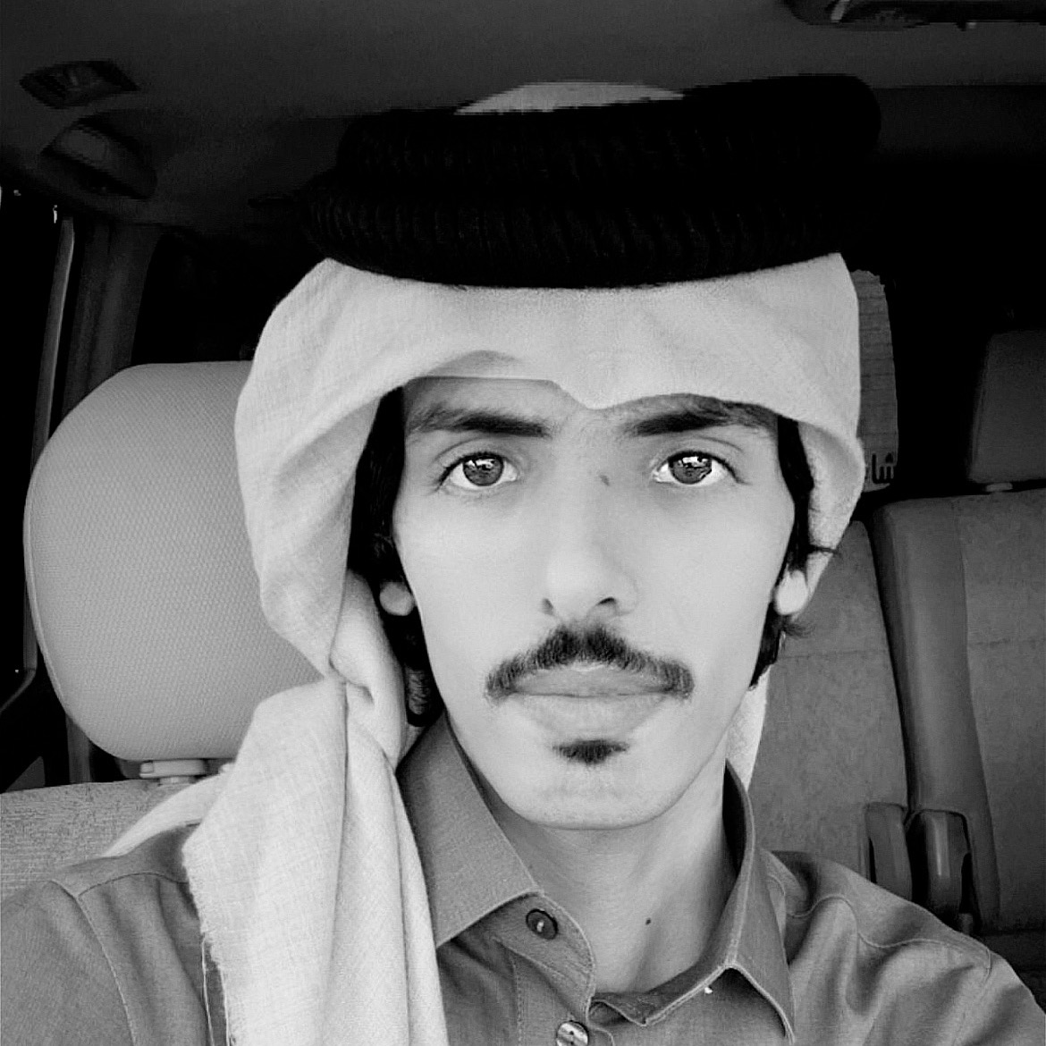 🇶🇦 u.zl8