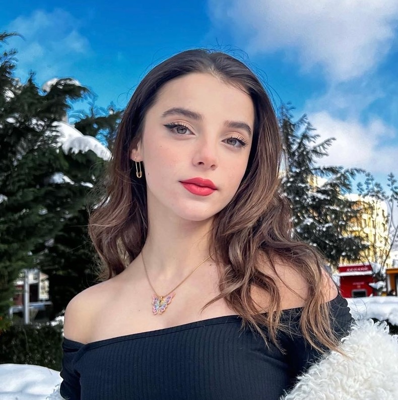 Yeliz Korkmaz semiraminta
