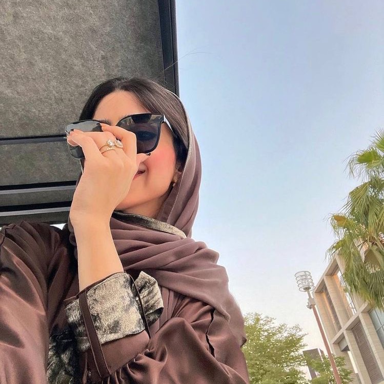 Safiya khan safiakhan90