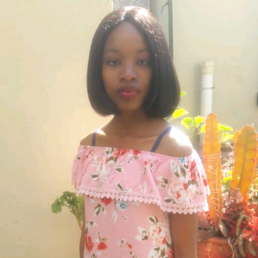 Pinky nomqhele01