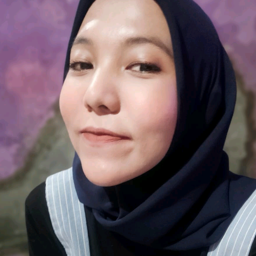Ayu Angraeni owner.mamishaline