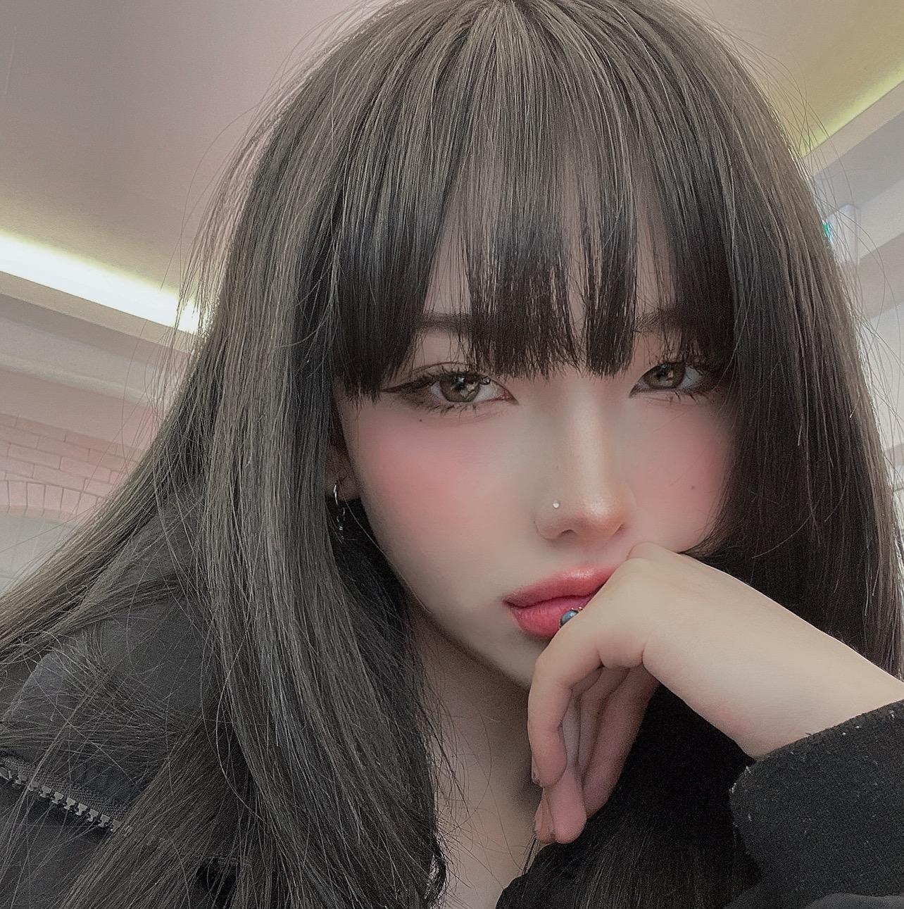 🐚Yuna_유나🤍 yuna1_27