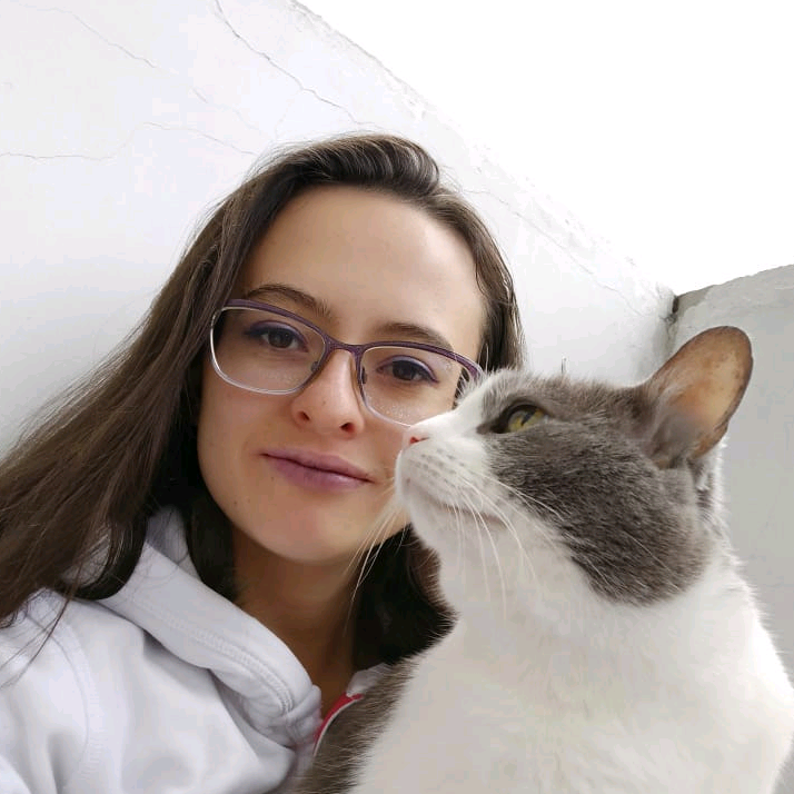 Majoneko 🐈 majoneko21